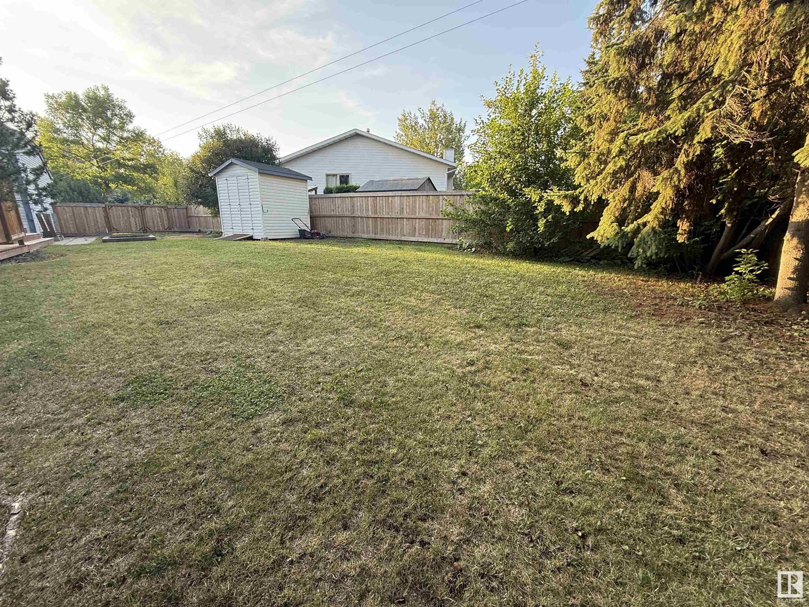 57 WOODCREST AV