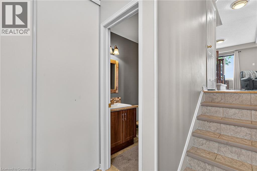 302 COLLEGE Avenue W Unit# 119