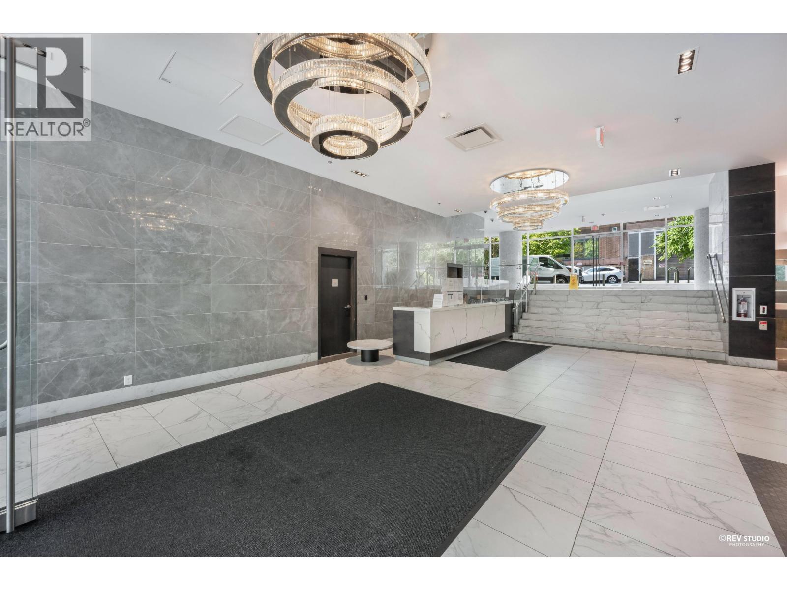 513 1283 HOWE STREET