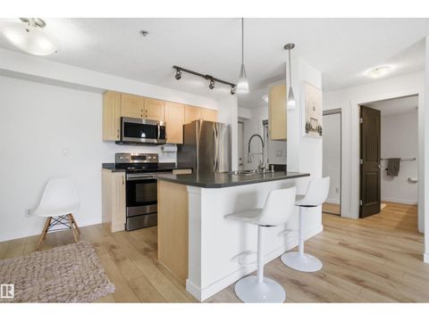 #203 13908 136 ST NW Edmonton AB T6V1X4