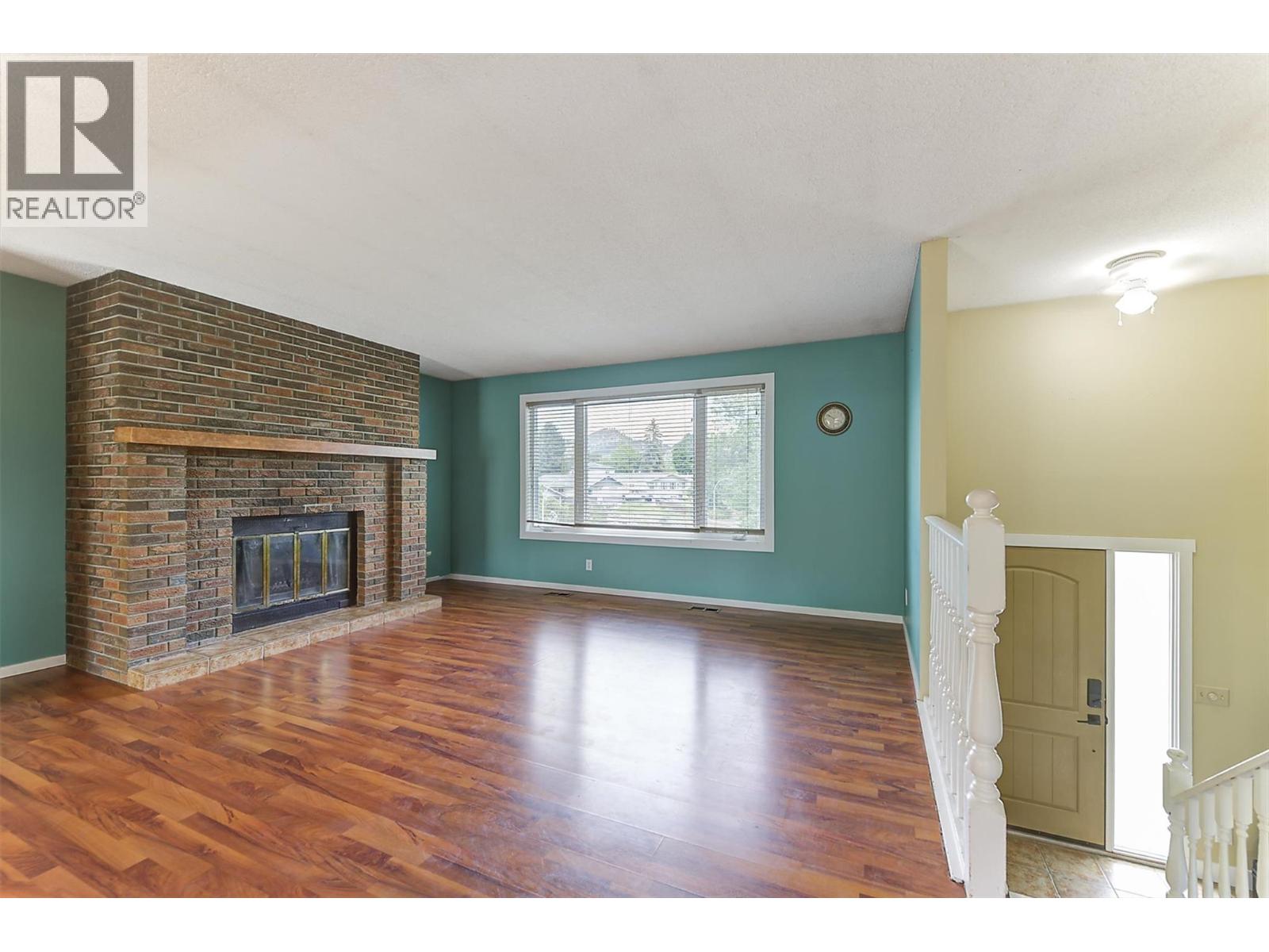 1392 Elm Street