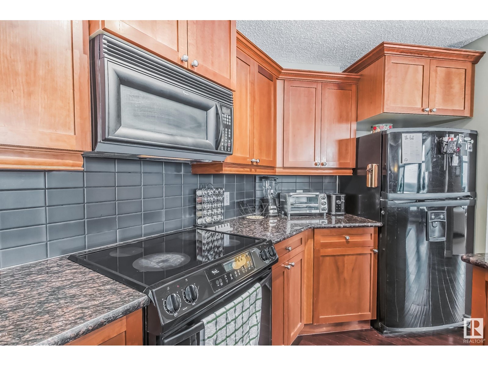 #1705 9020 JASPER AV NW