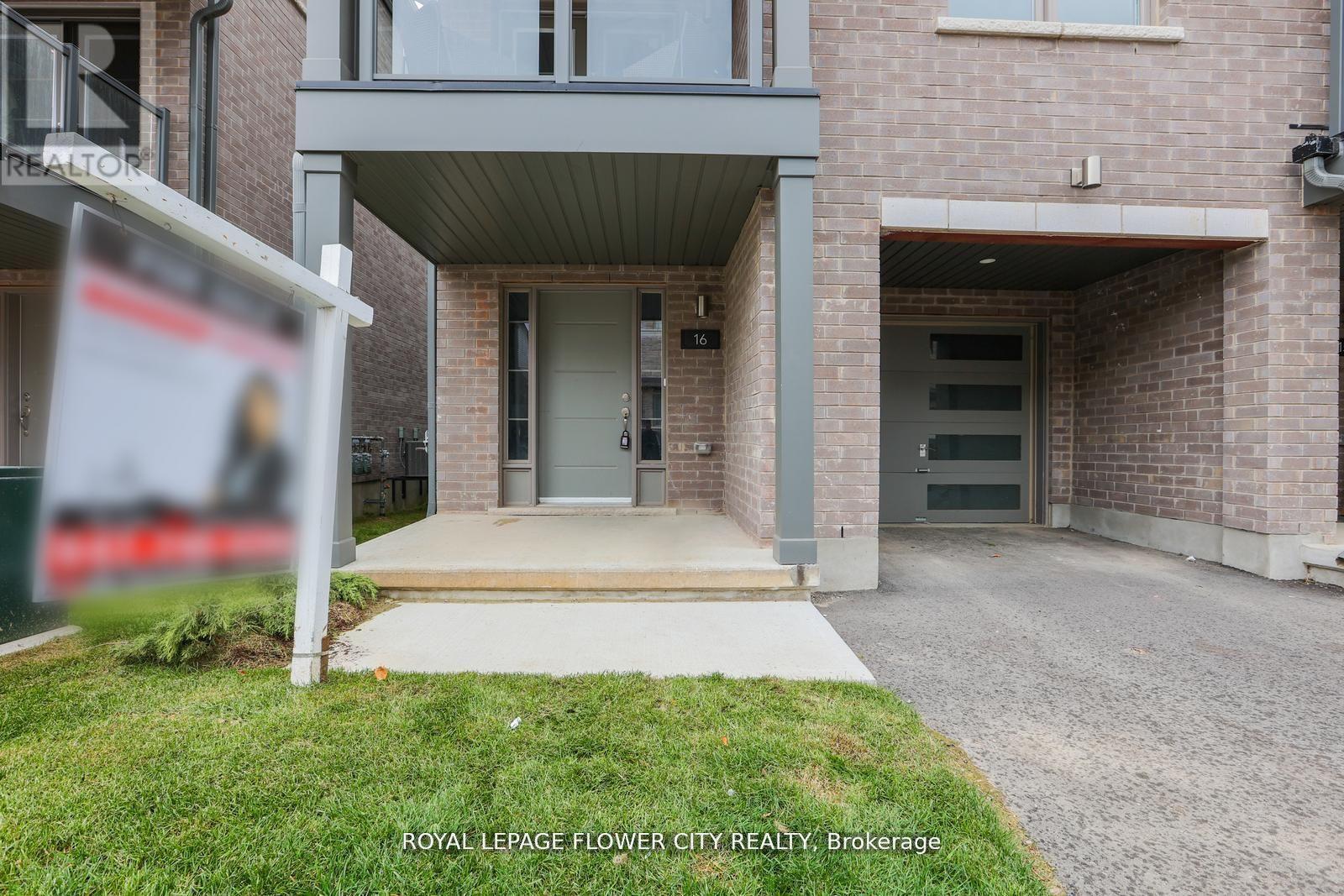 16 - 205 WEST OAK TRAIL