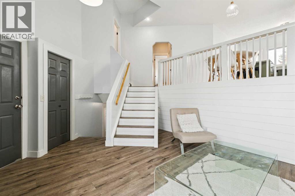 225 Somerset Drive SW