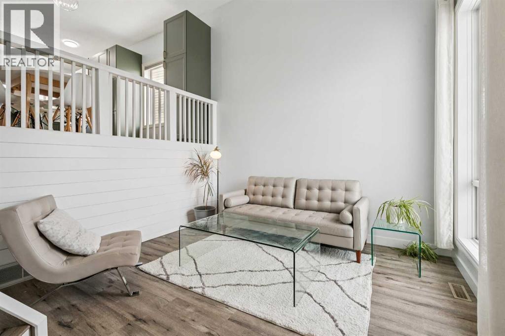 225 Somerset Drive SW