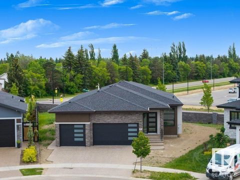 26 EASTON CL St. Albert AB T8N3X9
