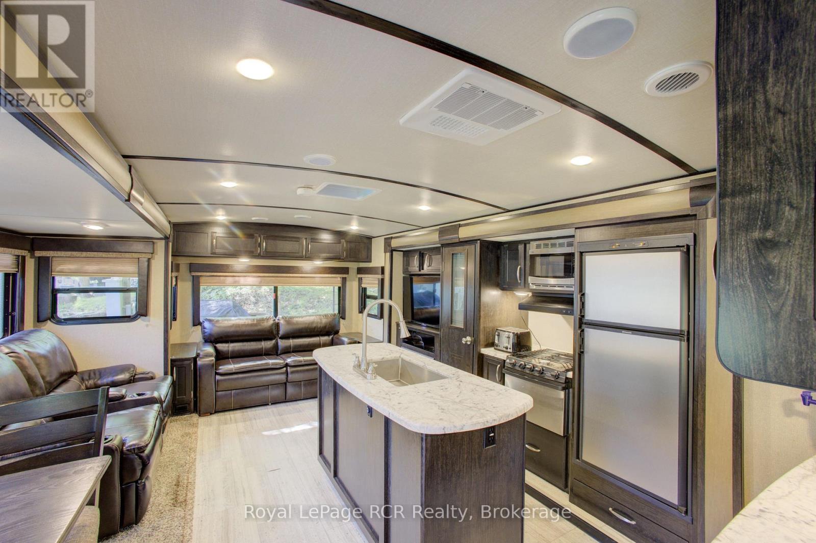 SITE 119 - 142571 35 ROAD