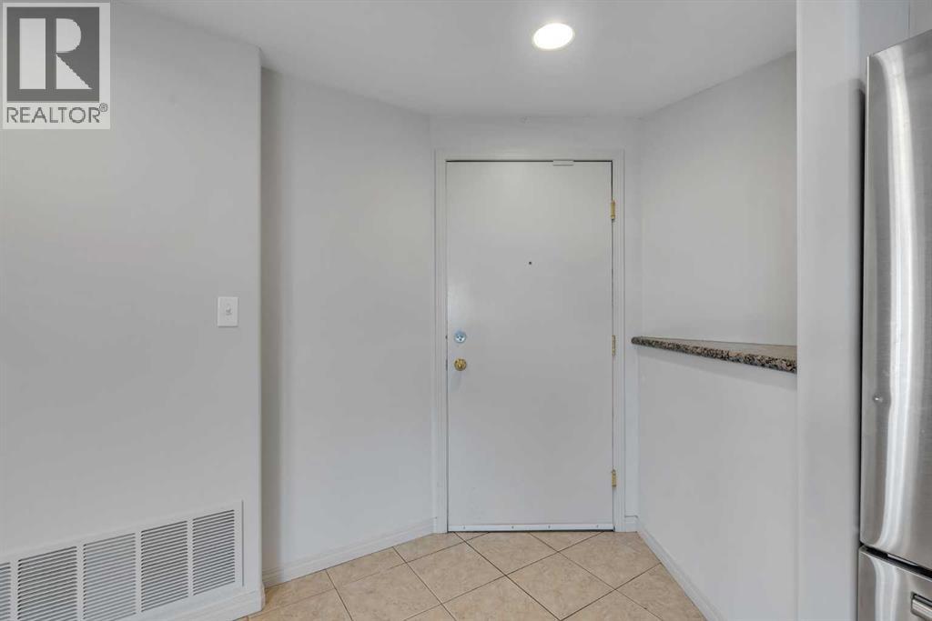 2003, 683 10 Street SW