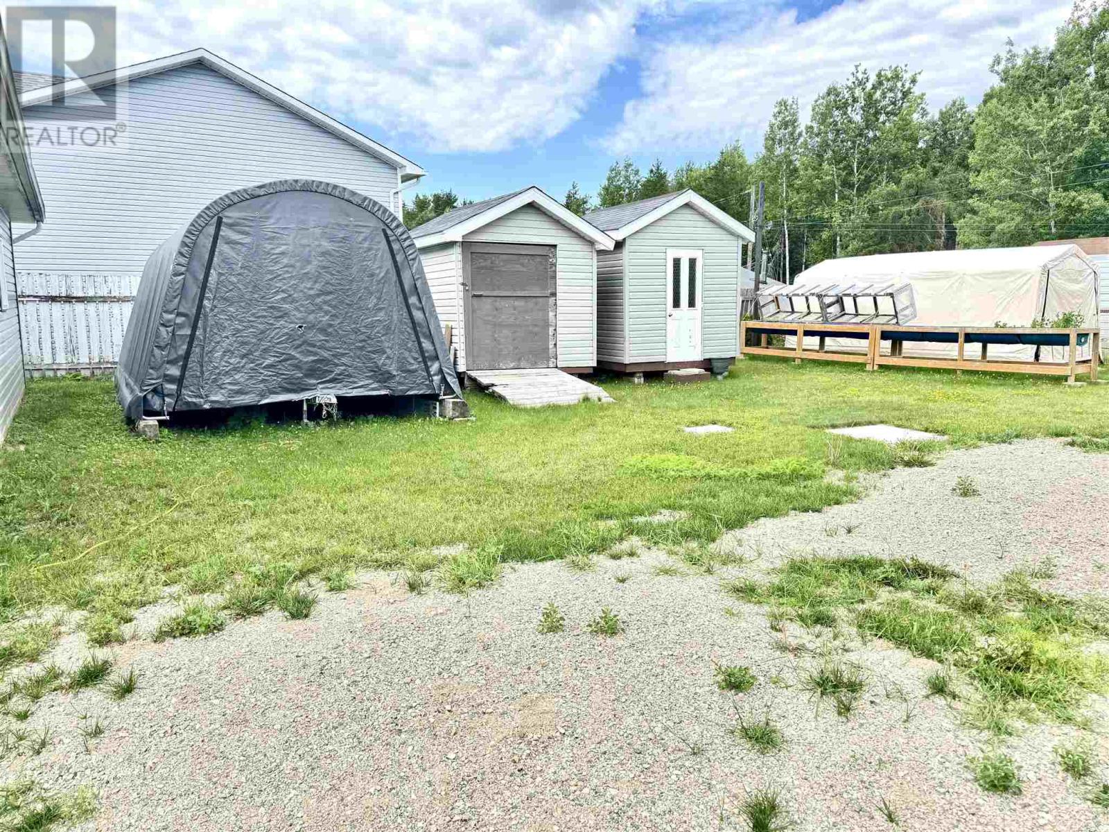 833 Des Rosiers RUE - Photo 3