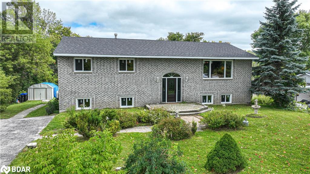 Photo 1 of 44 — 4261 HURONIA Road, Orillia, ON L3V6H3