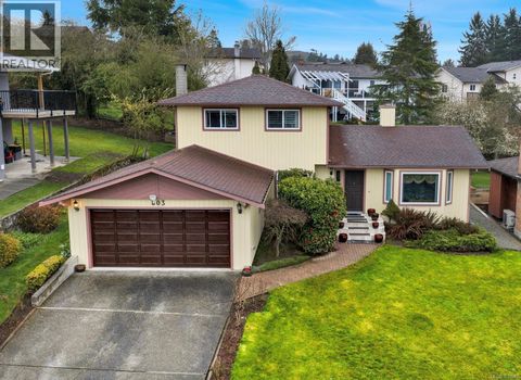 803 Kimberly Pl Saanich BC V8X4R2