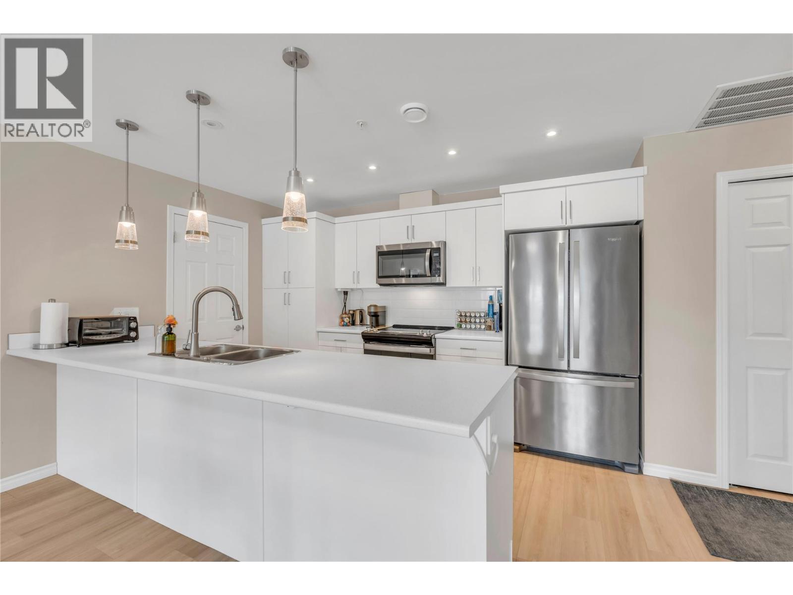 3362 Skaha Lake Road Unit# 306