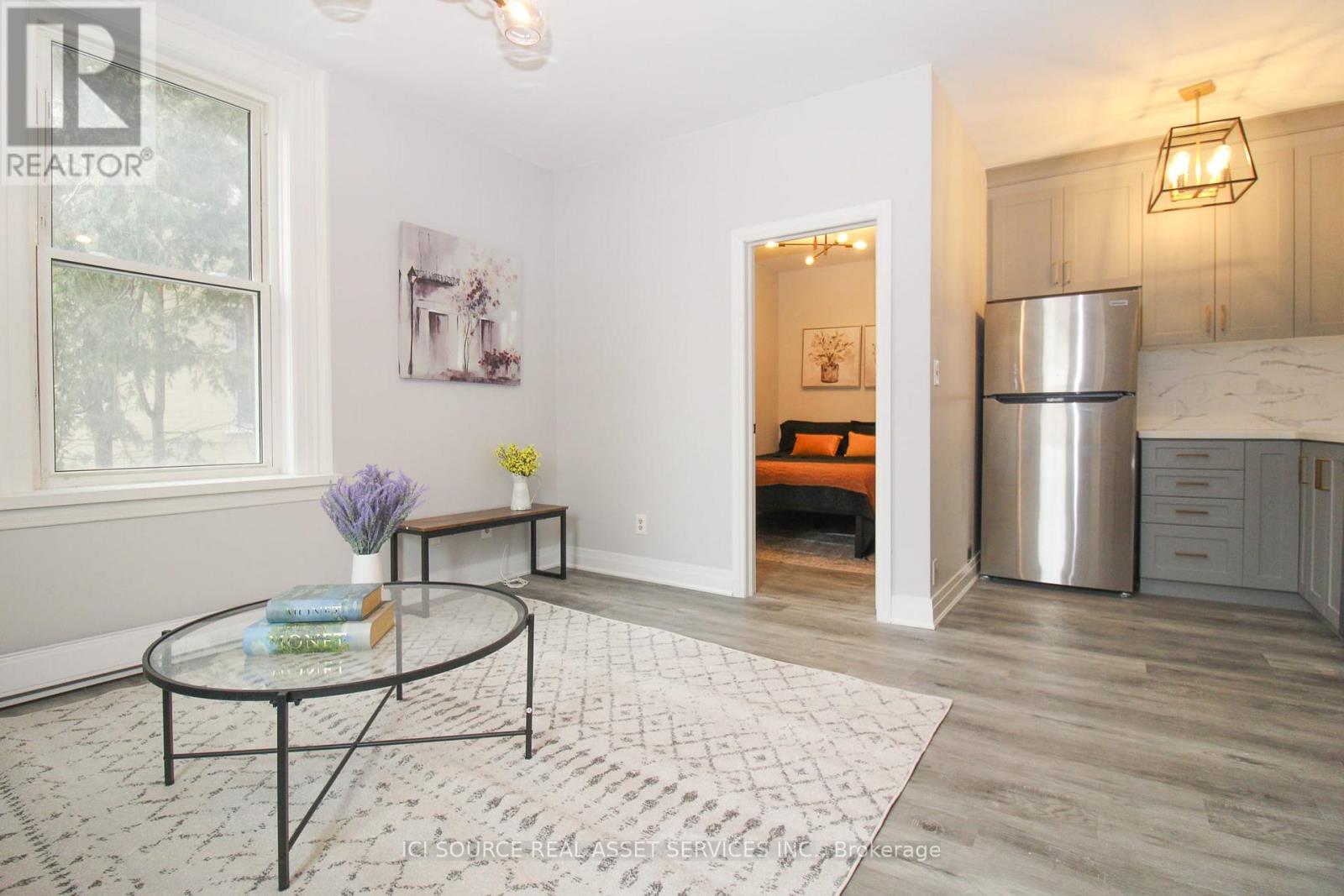 1 - 291 STEWART STREET