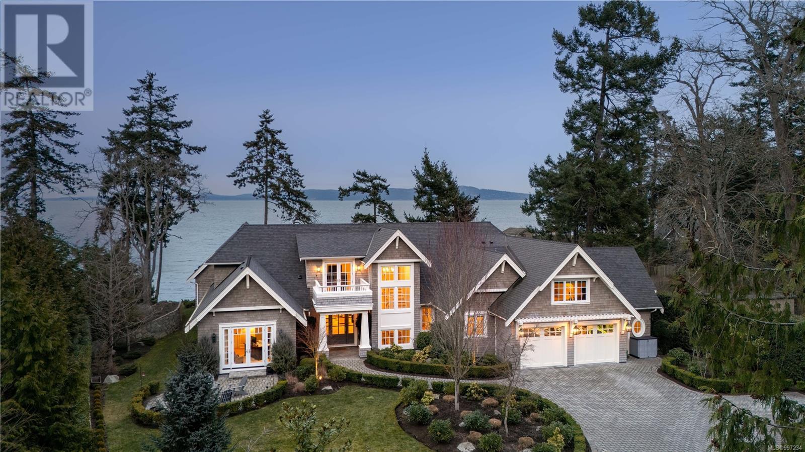 2616 Queenswood Lane