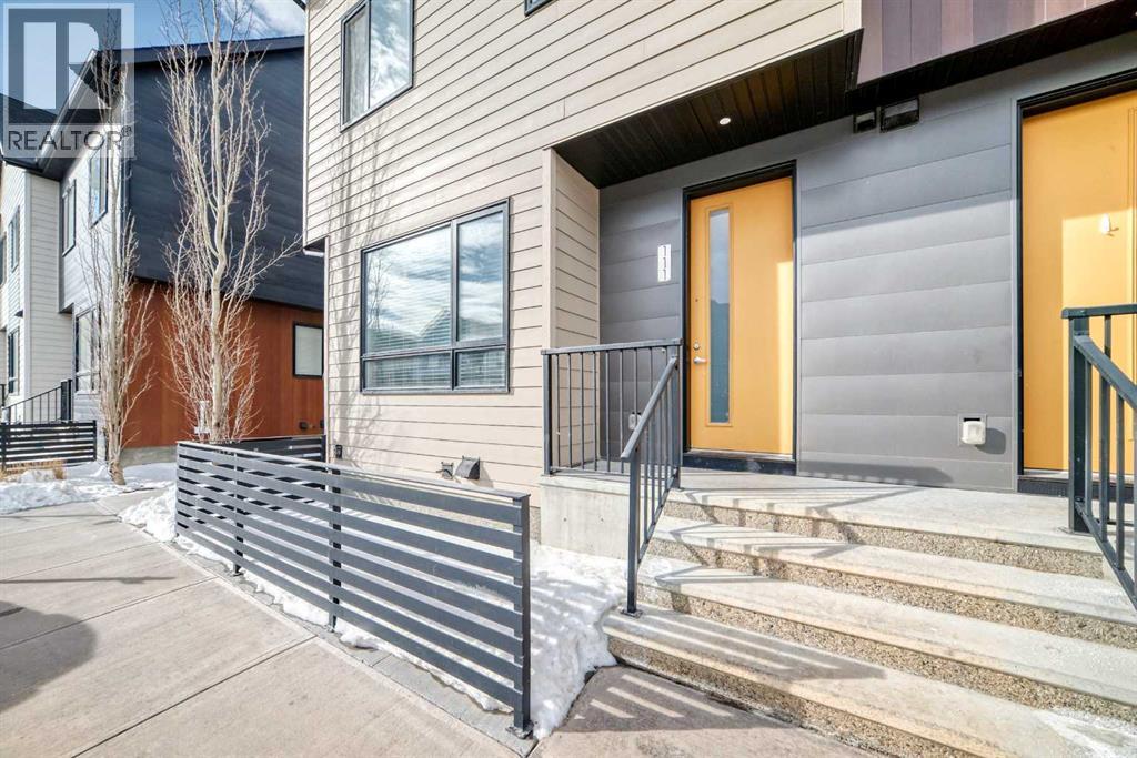 111 Redstone Crescent NE