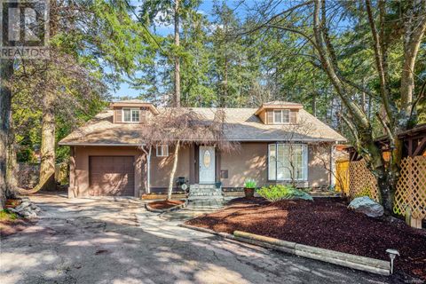 4815 Cordova Bay Rd Saanich BC V8Y2J8