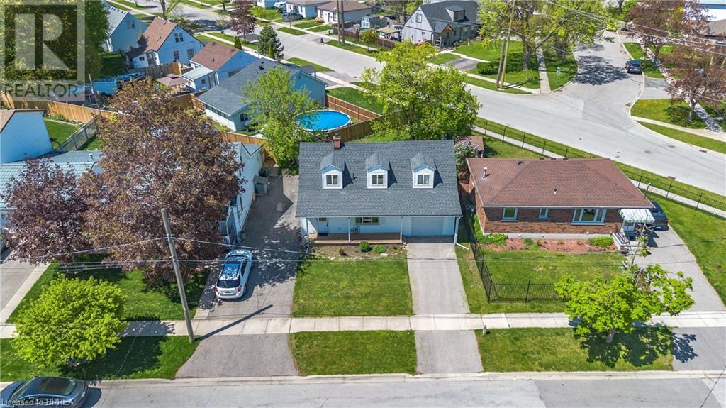 7 WINSTON Avenue