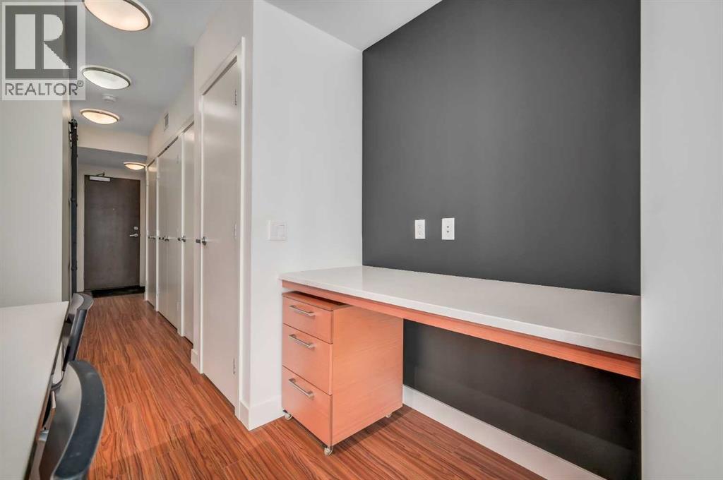 538, 222 Riverfront Avenue SW