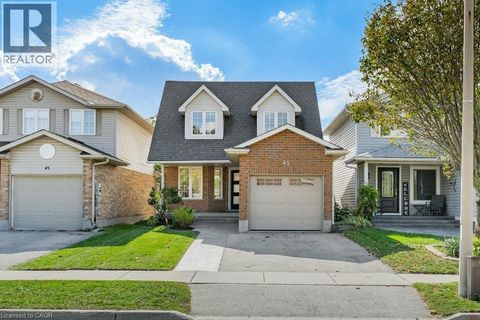 43 BOULDER Crescent Guelph ON N1G5A2