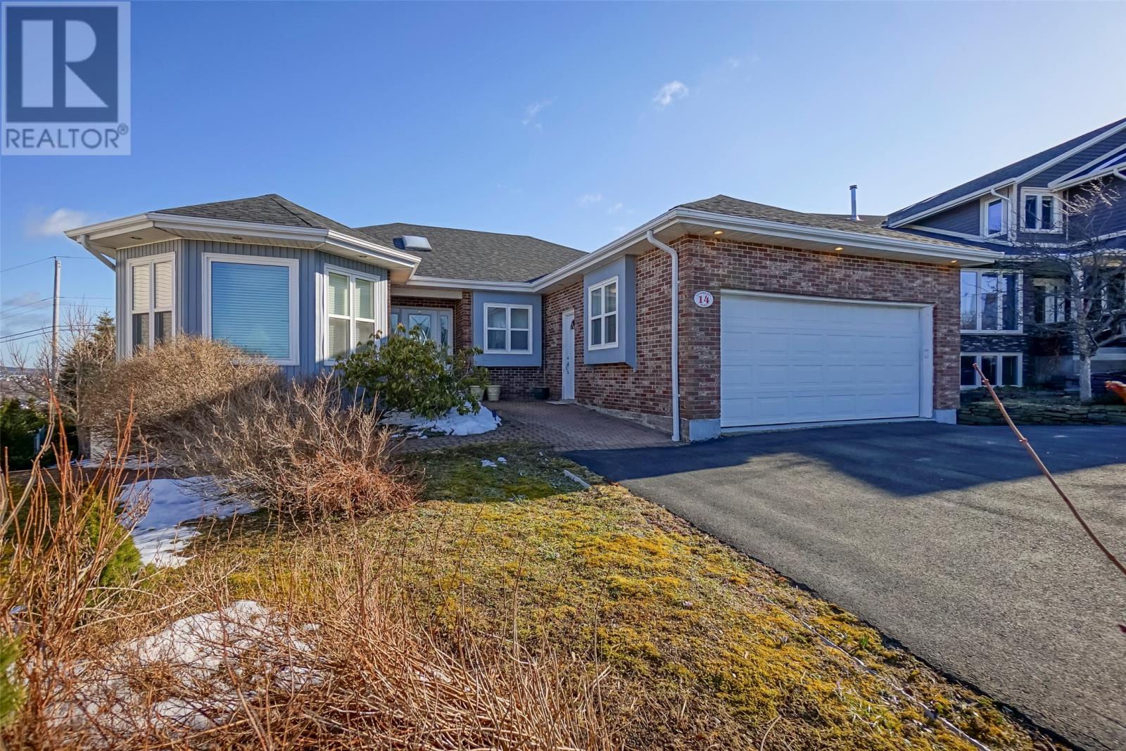 14 Cedarhurst Place