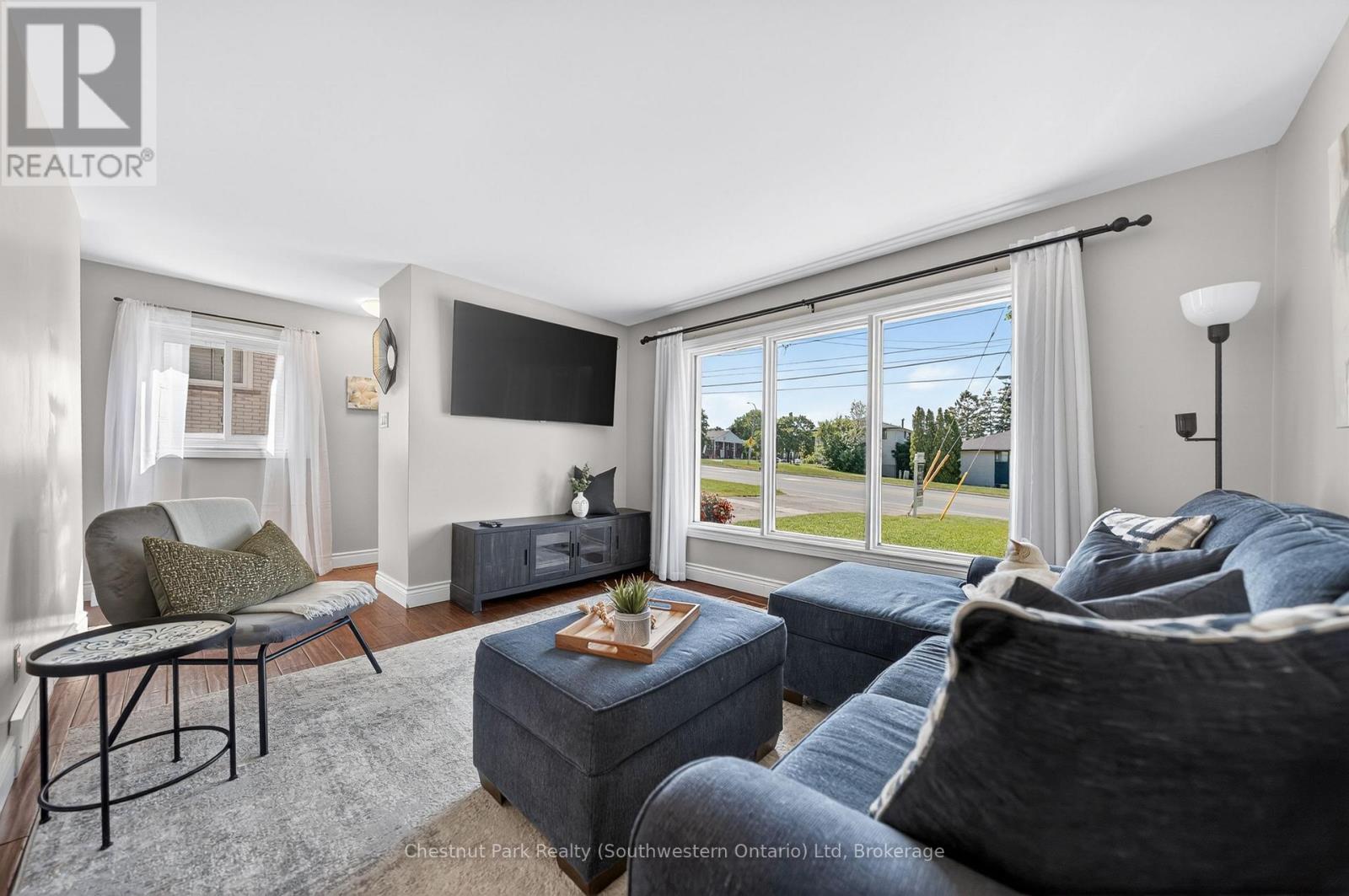 170 WILLOW ROAD