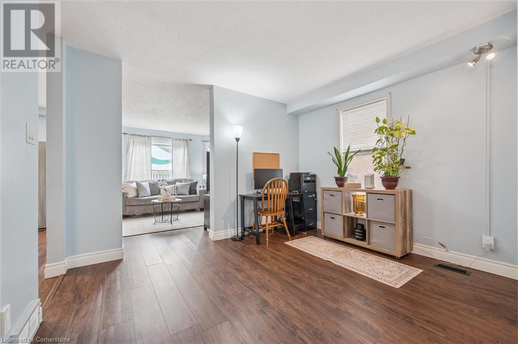 224 PINELAND Court