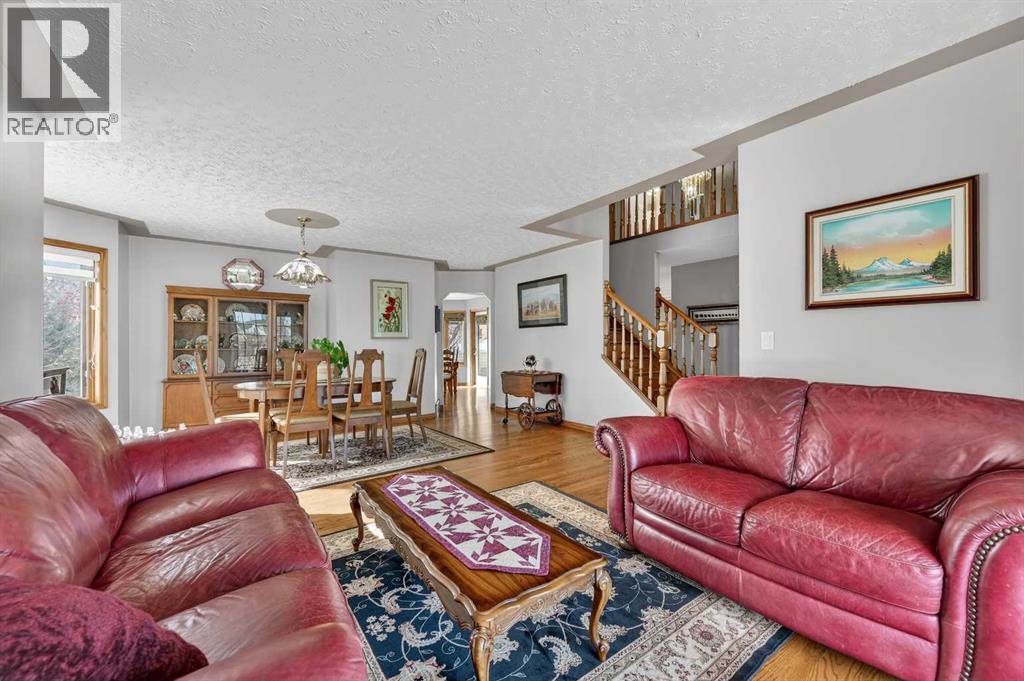 68 Hawkland Circle NW