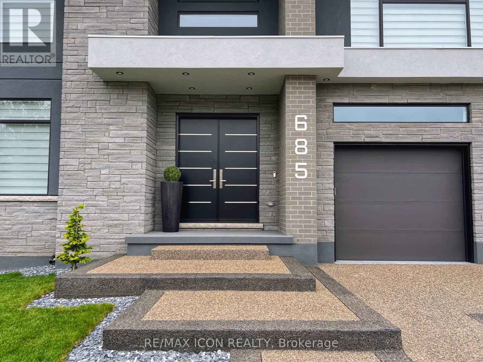 685 MEADOWSWEET AVENUE