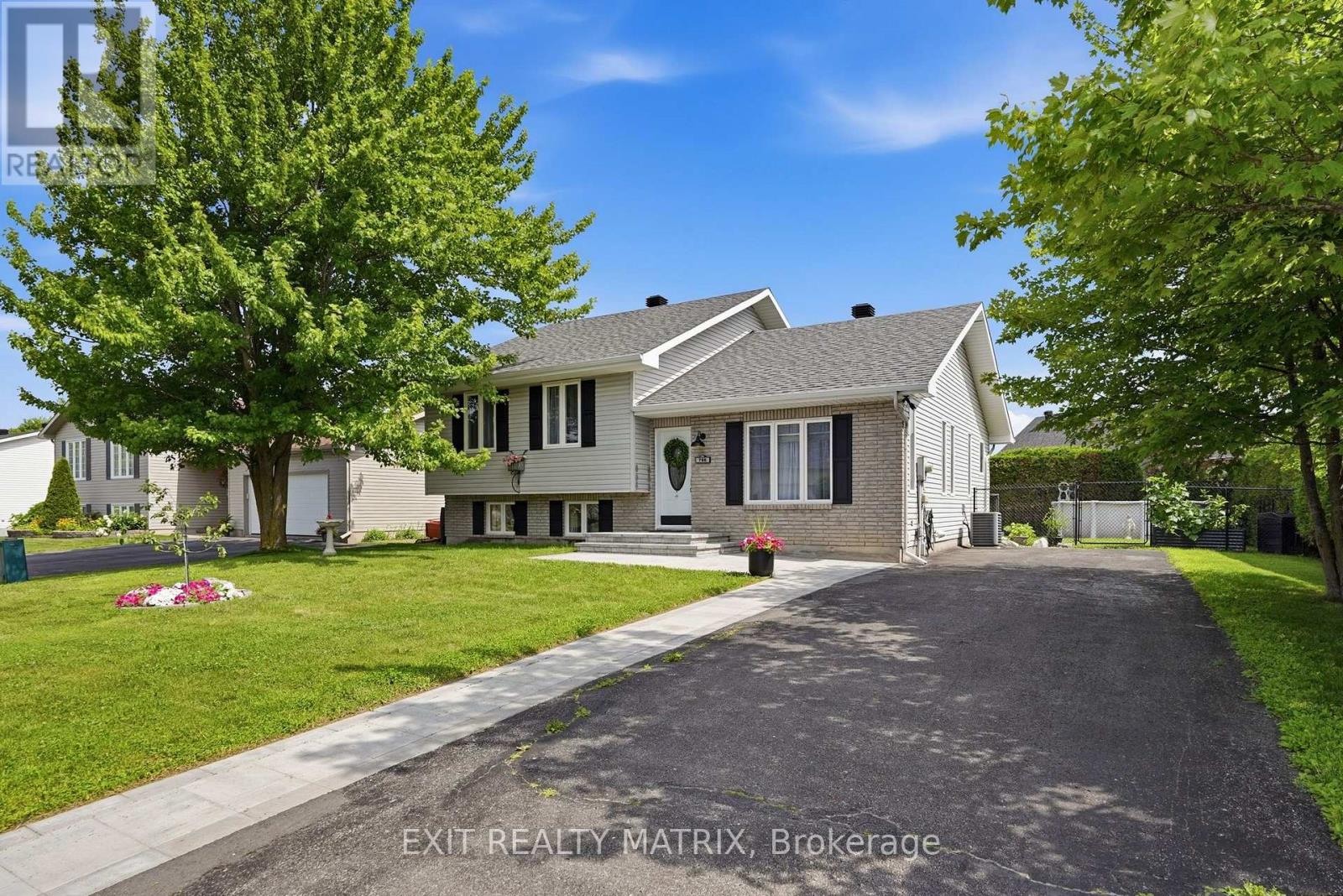 788 JOLIETTE STREET - Photo 2