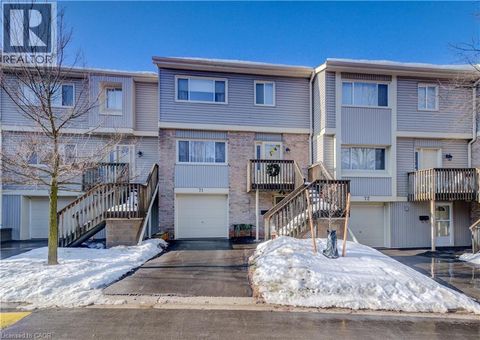 30 GREEN VALLEY Drive Unit# 71 Kitchener ON N2P1G8