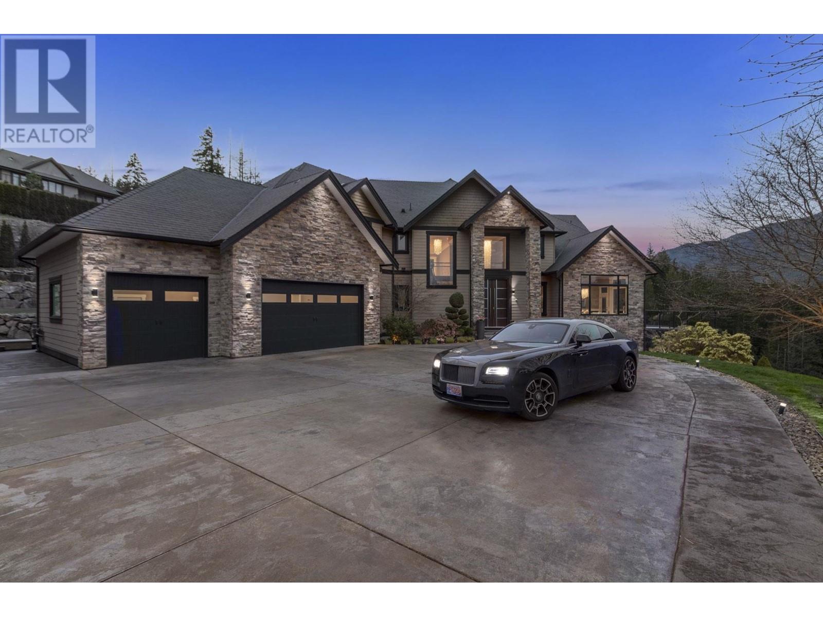 1087 UPLANDS DRIVE