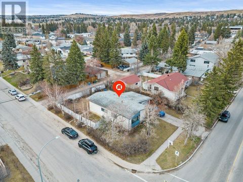 4203 Brisebois Drive NW Calgary AB T2L2G1