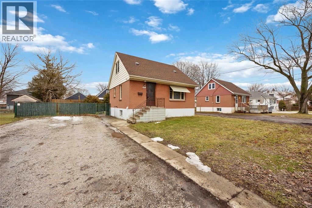 478 INDIAN ROAD North