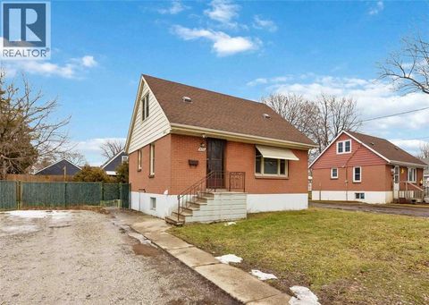 478 INDIAN ROAD North Sarnia ON N7T7G4