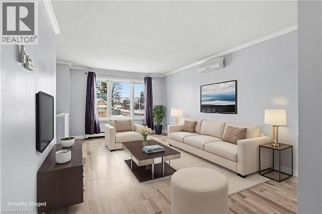 379 S SOUTHWORTH Street S