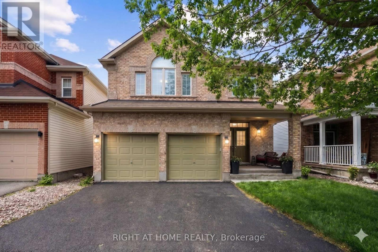 Photo 1 of 47 — 517 STONECHURCH WAY, Ottawa, ON K2J0C6