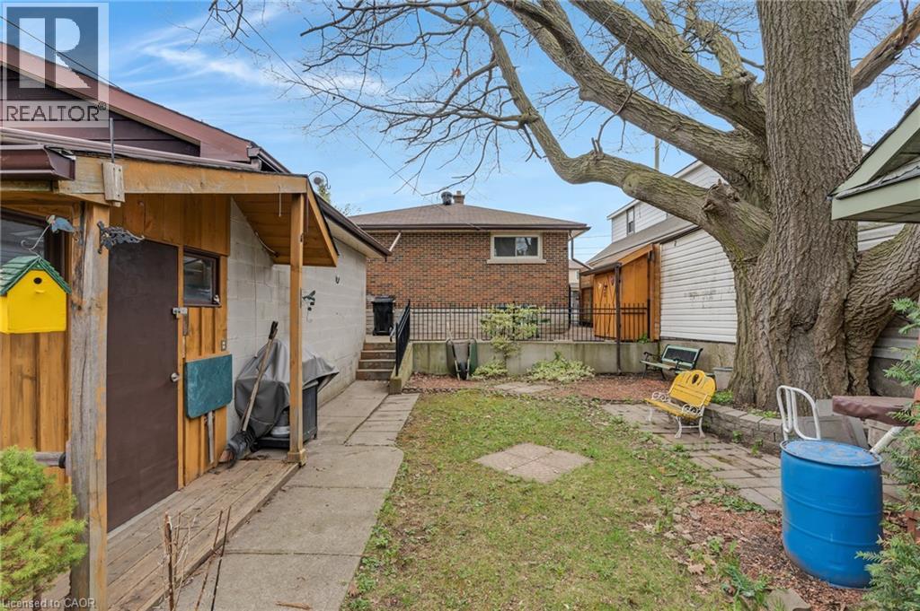 58 AVENUE Road