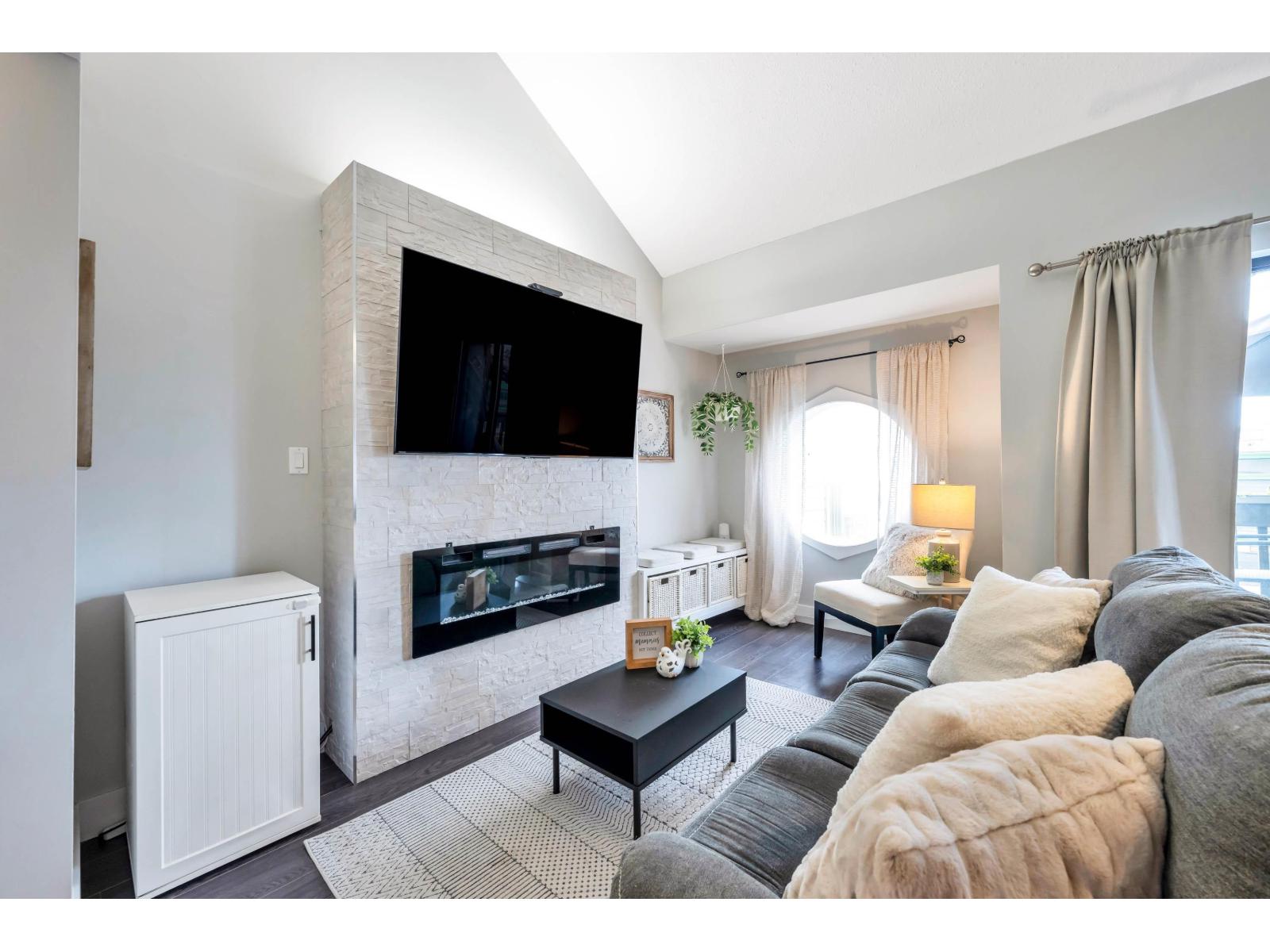 7 20229 FRASER HIGHWAY