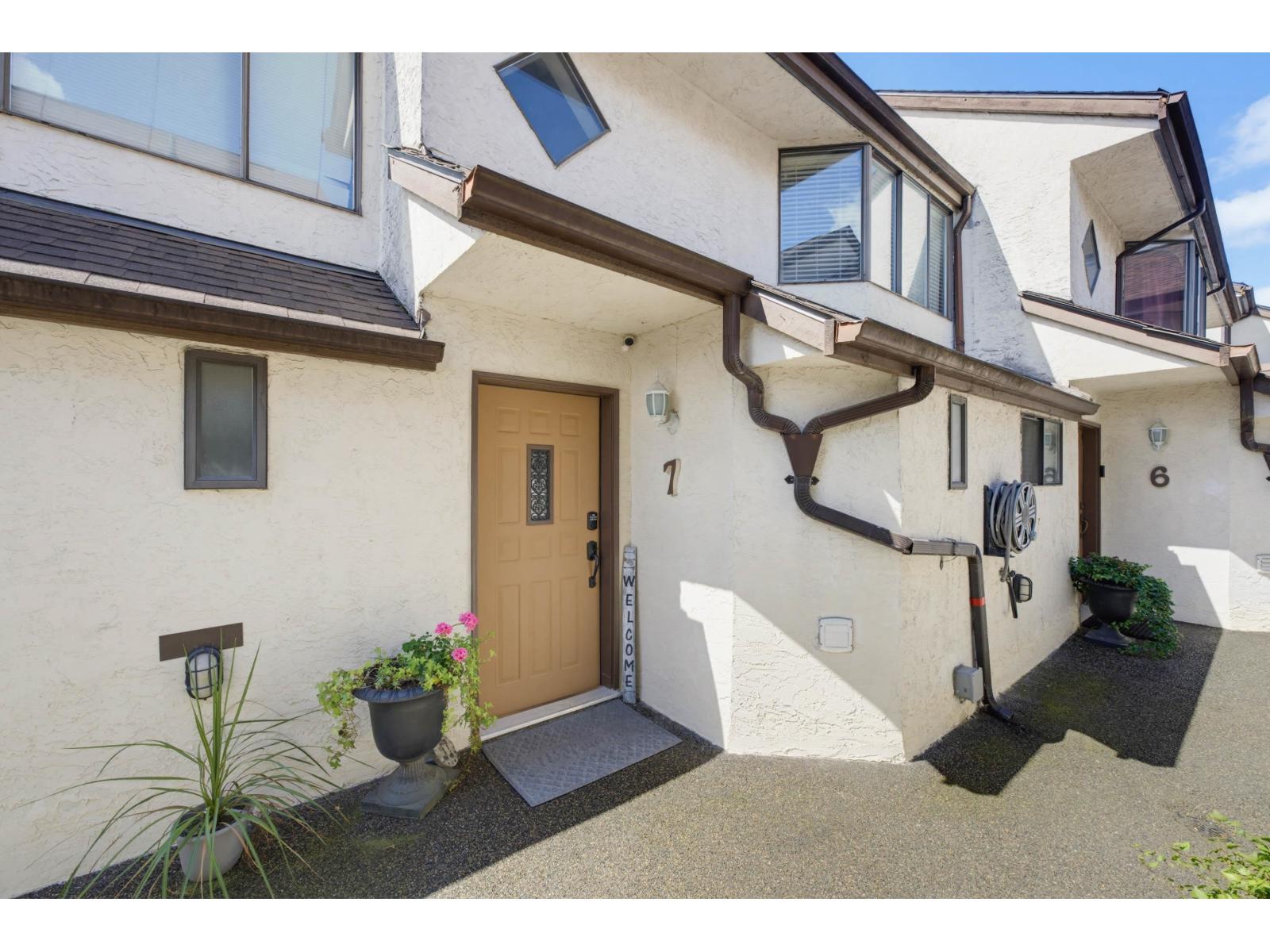 7 20229 FRASER HIGHWAY