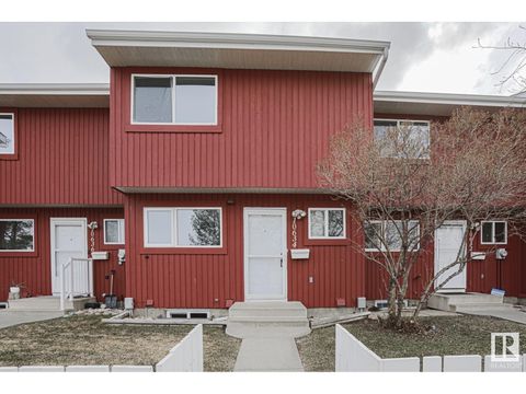 10634 BEAUMARIS RD NW Edmonton AB T5X3N4