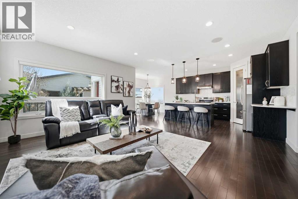 37 Elgin Meadows Manor SE