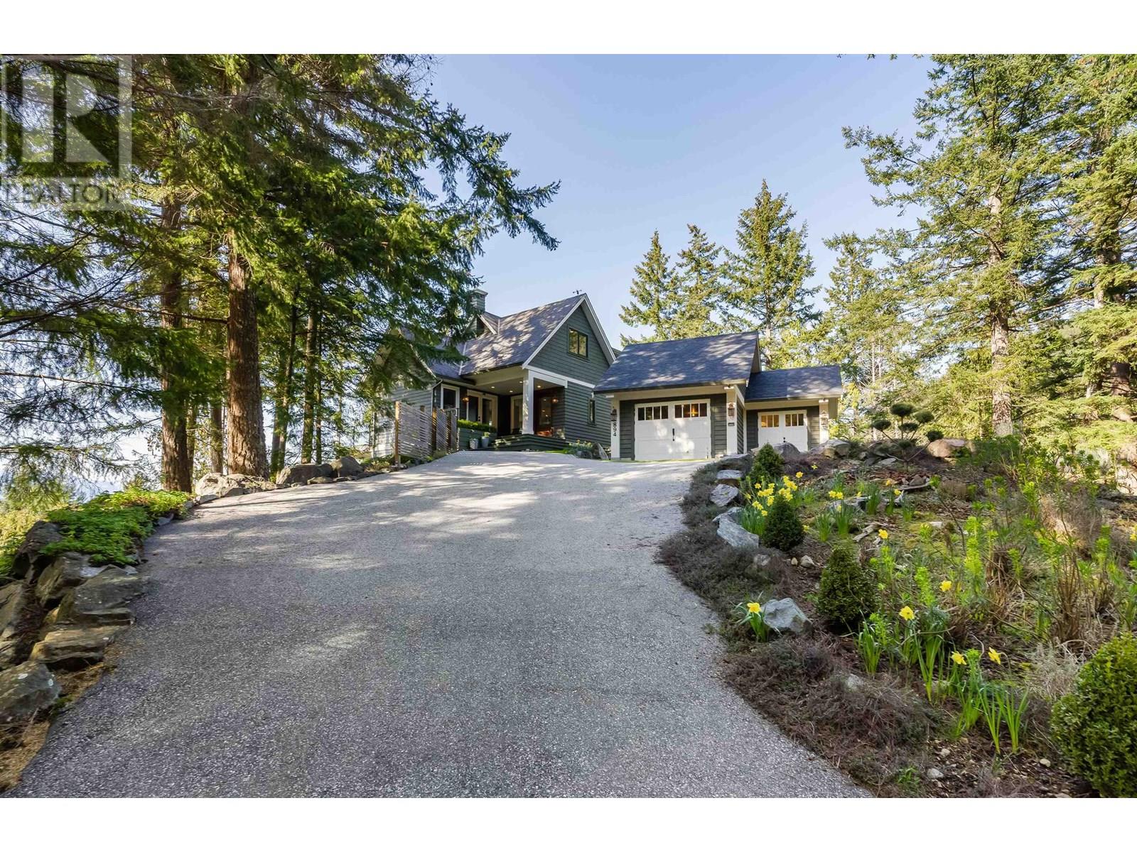 894 SCHOONER LANE