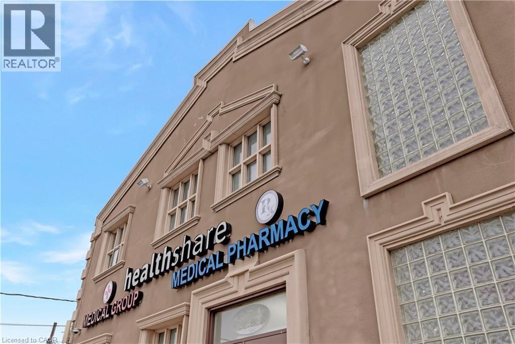 574 UPPER JAMES Street