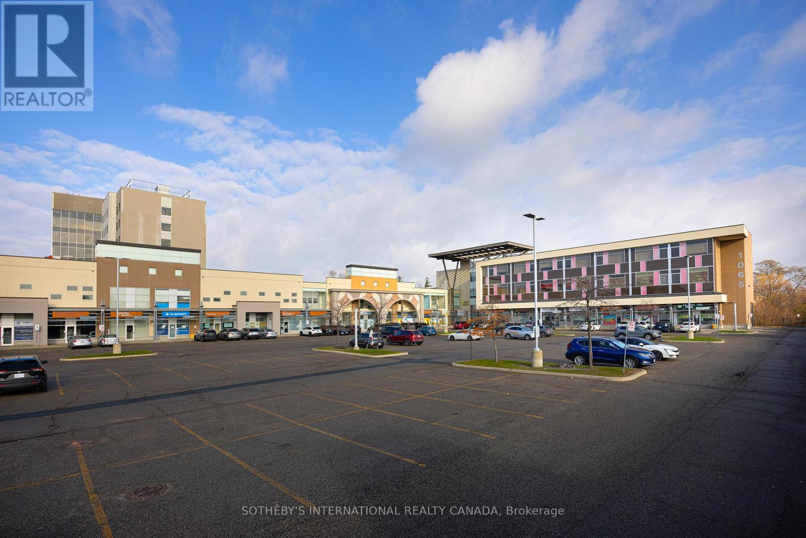 114 - 1065 CANADIAN PLACE