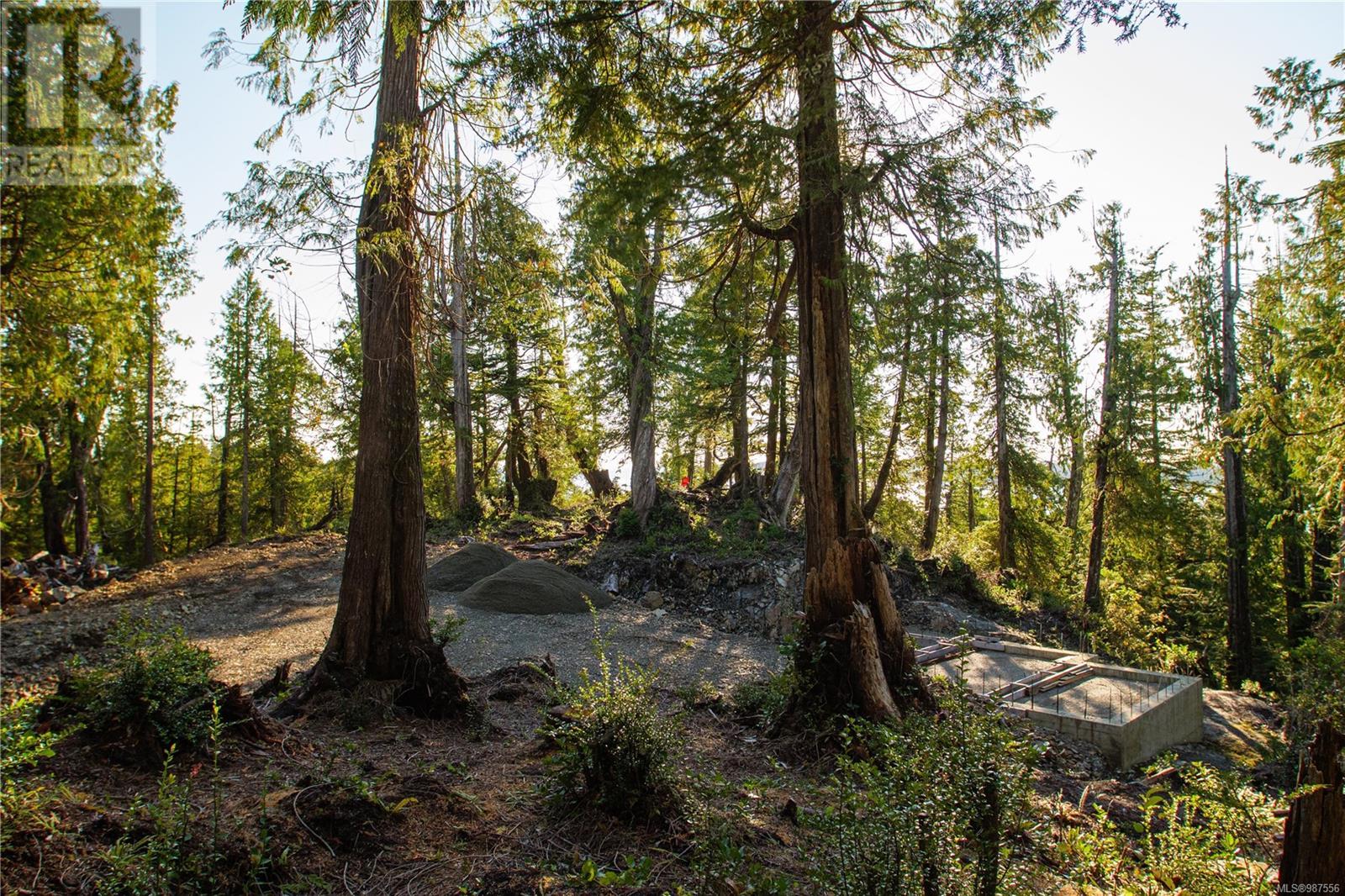 340 Tonquin Park Rd