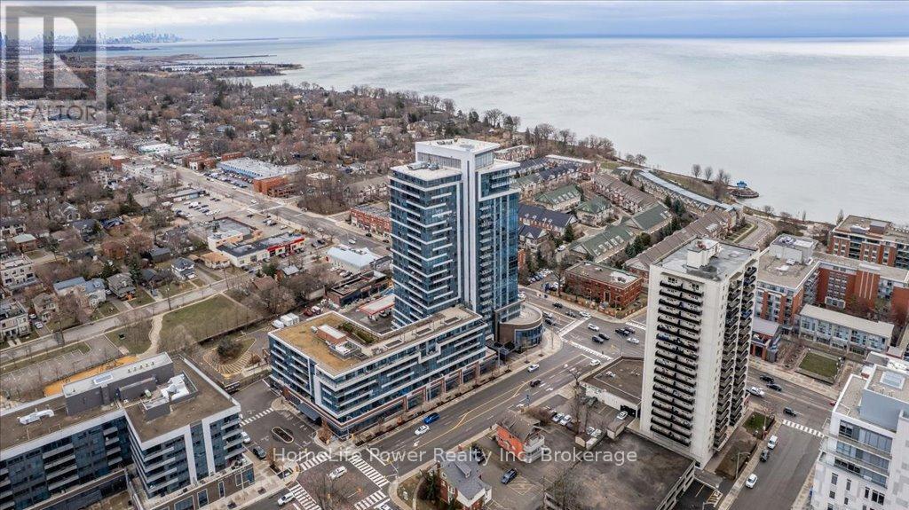 2001 - 1 HURONTARIO STREET