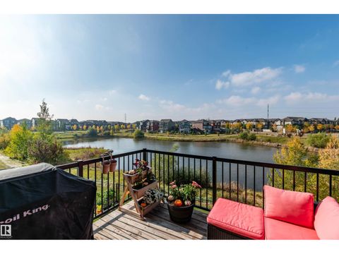 3805 CHERRY LO SW Edmonton AB T6X2K7