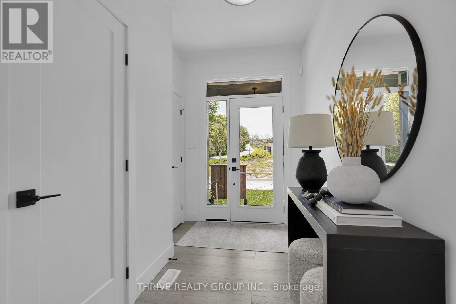 64 - 101 MEADOWLILY ROAD S