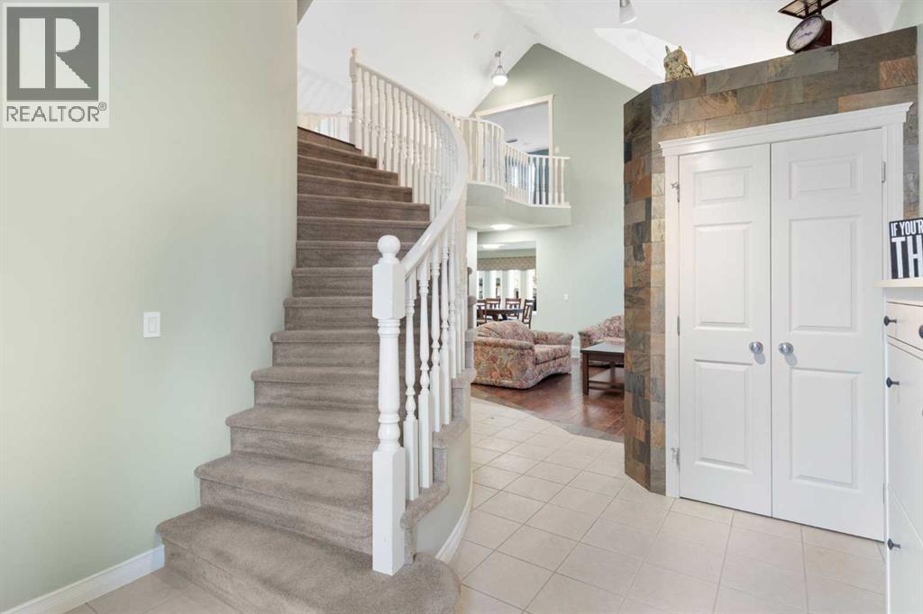 124 Cresthaven Place SW