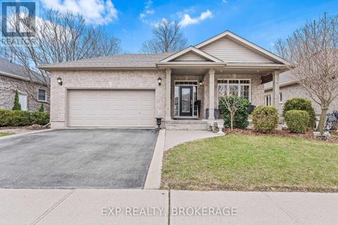 263 HONEYWOOD AVENUE Kingston (Kingston East (Incl Barret Crt)) ON K7K7L4